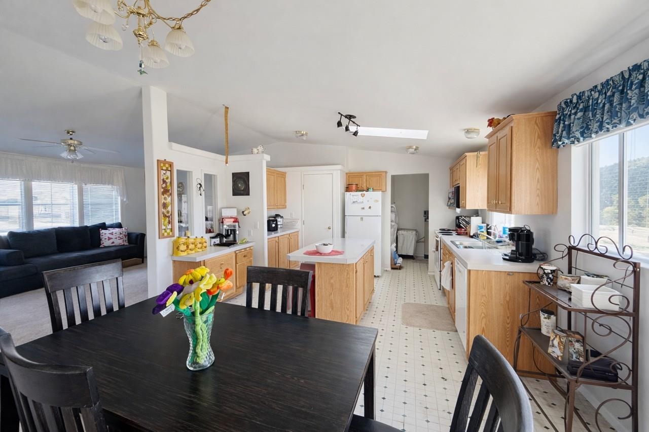 81 Morrow St - Photo 7