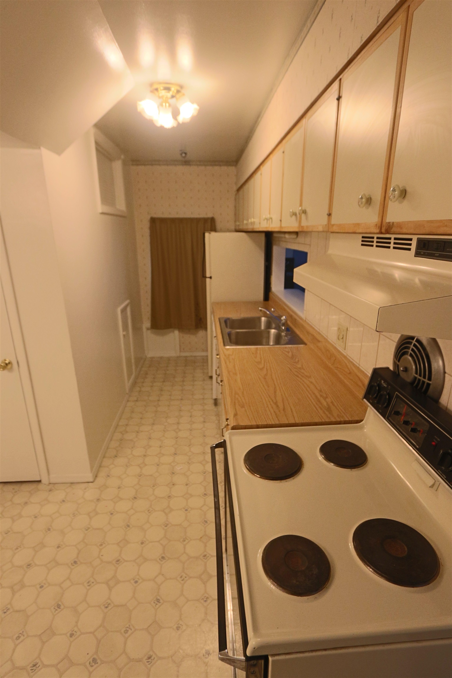 2128 W 5th Ave - Photo 3
