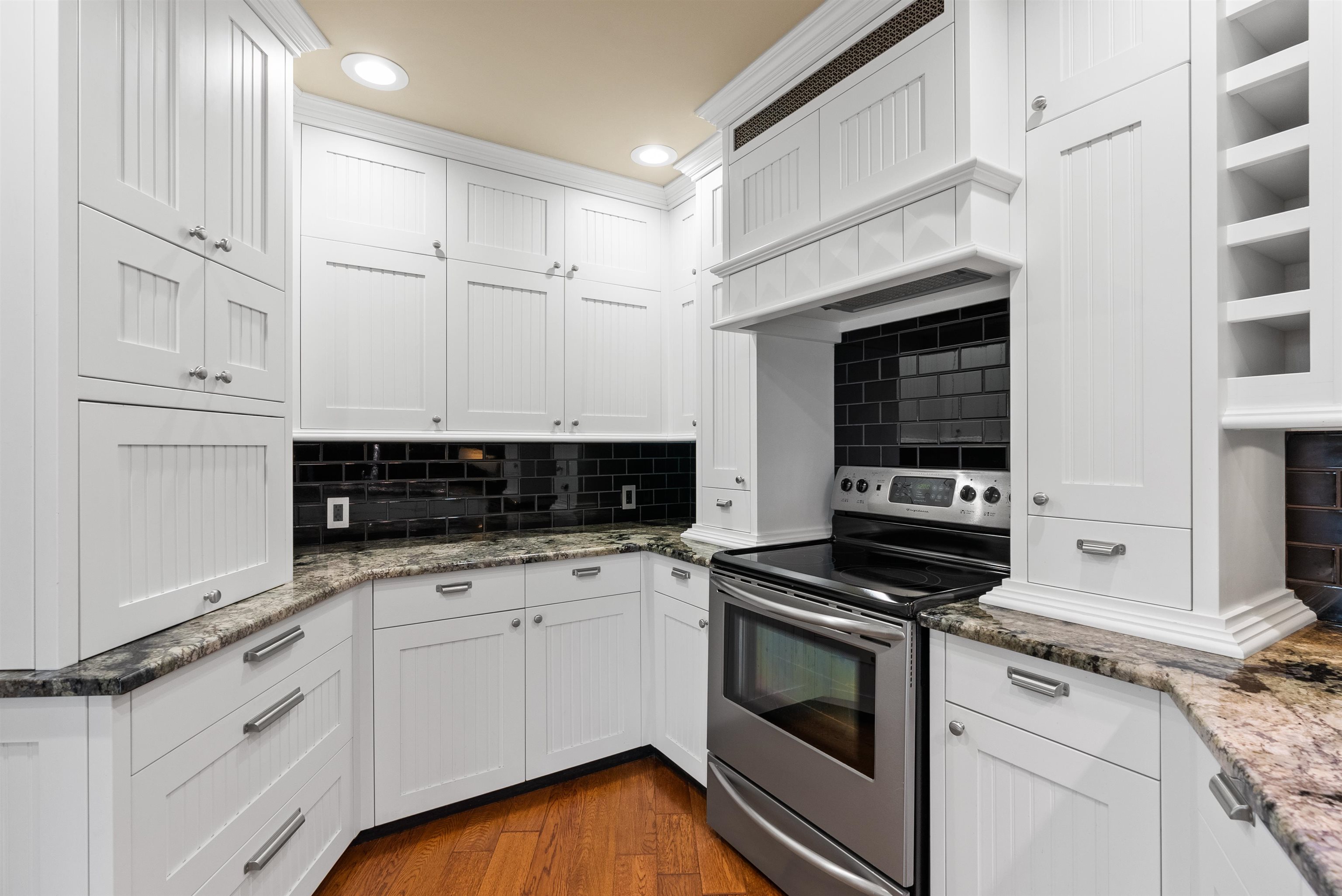 9020 N Country Homes Blvd - Photo 5