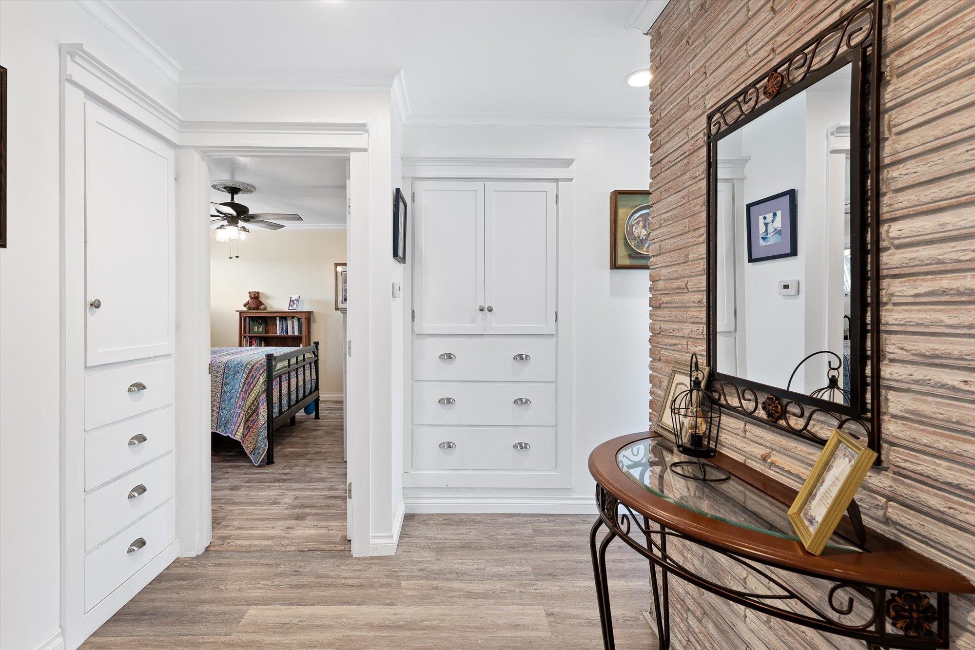 2502 N ELLA Rd - Photo 14