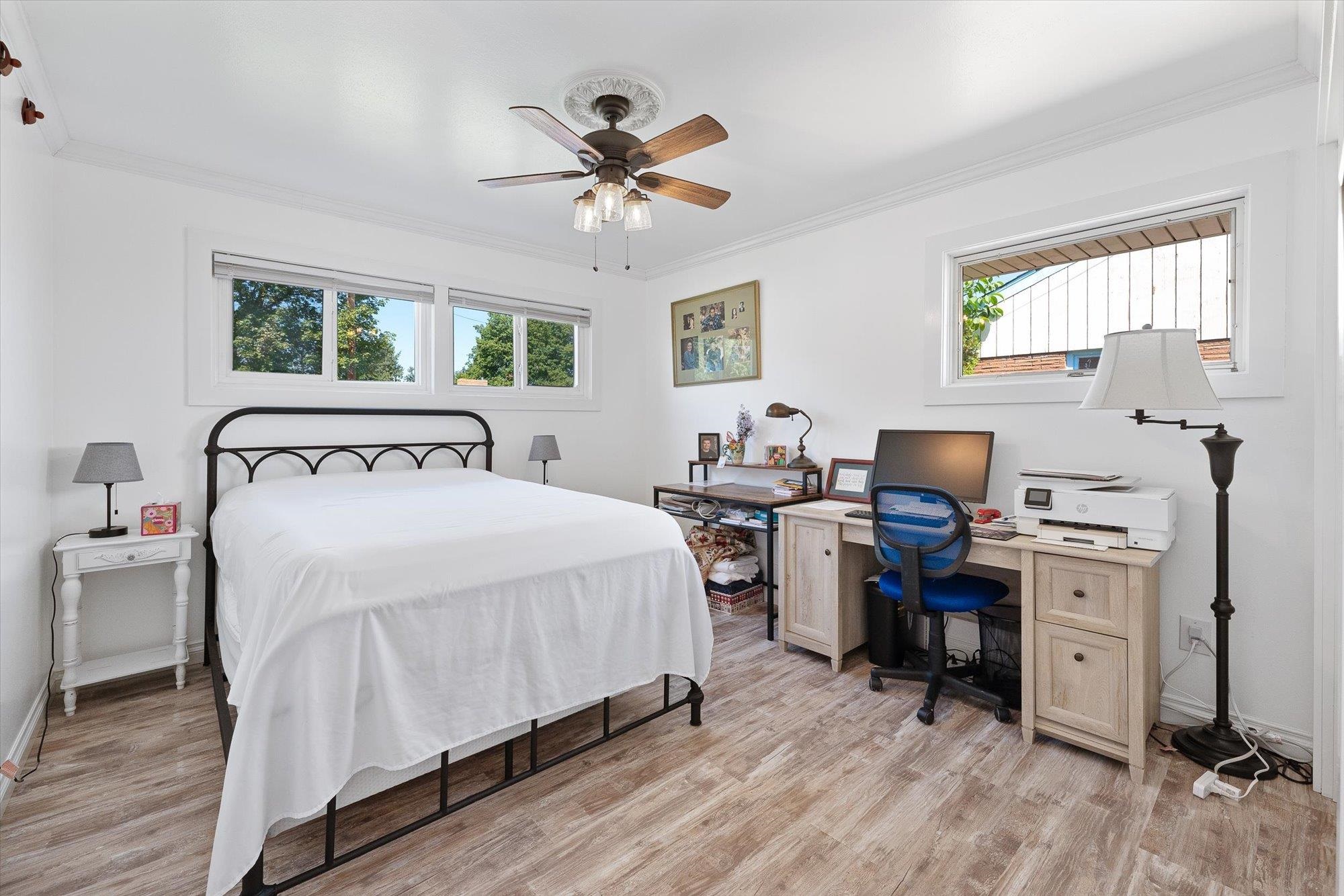 2502 N ELLA Rd - Photo 15