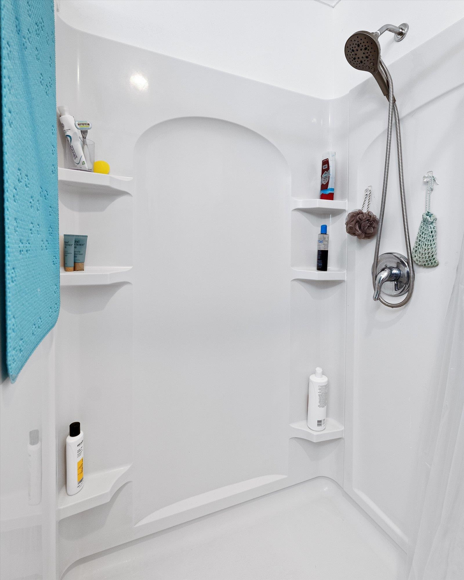 2502 N ELLA Rd - Photo 18