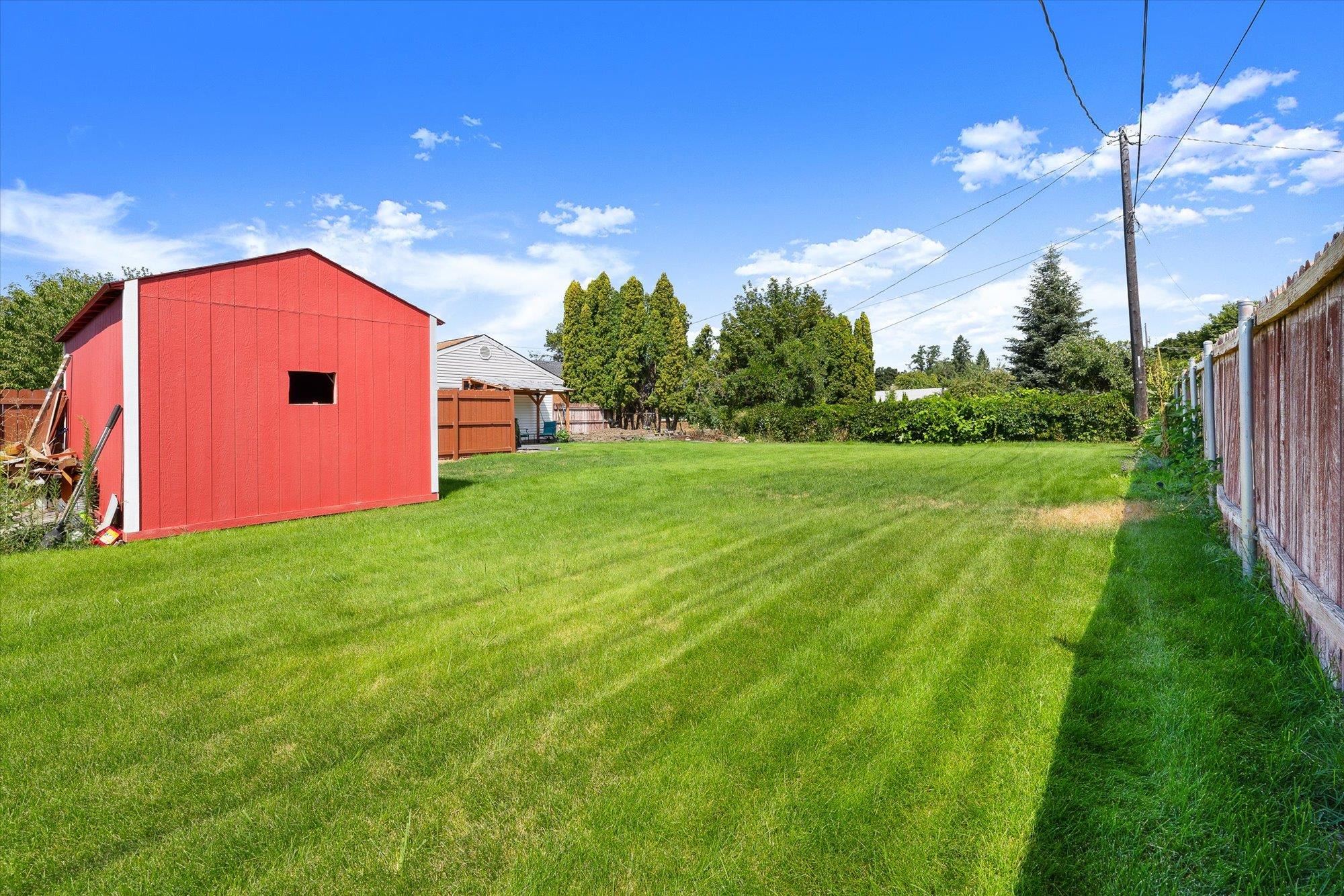 2502 N ELLA Rd - Photo 30