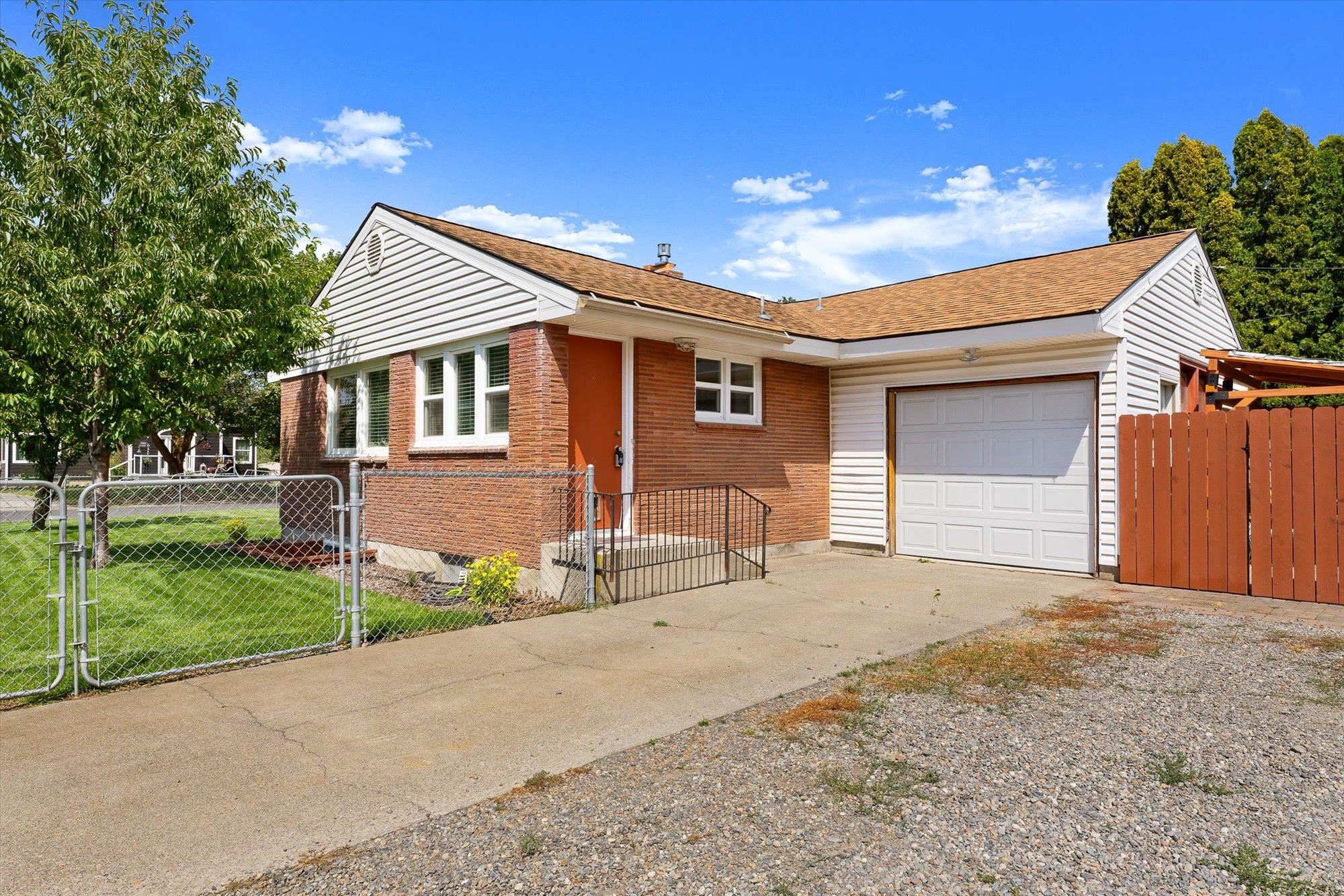 2502 N ELLA Rd - Photo 31