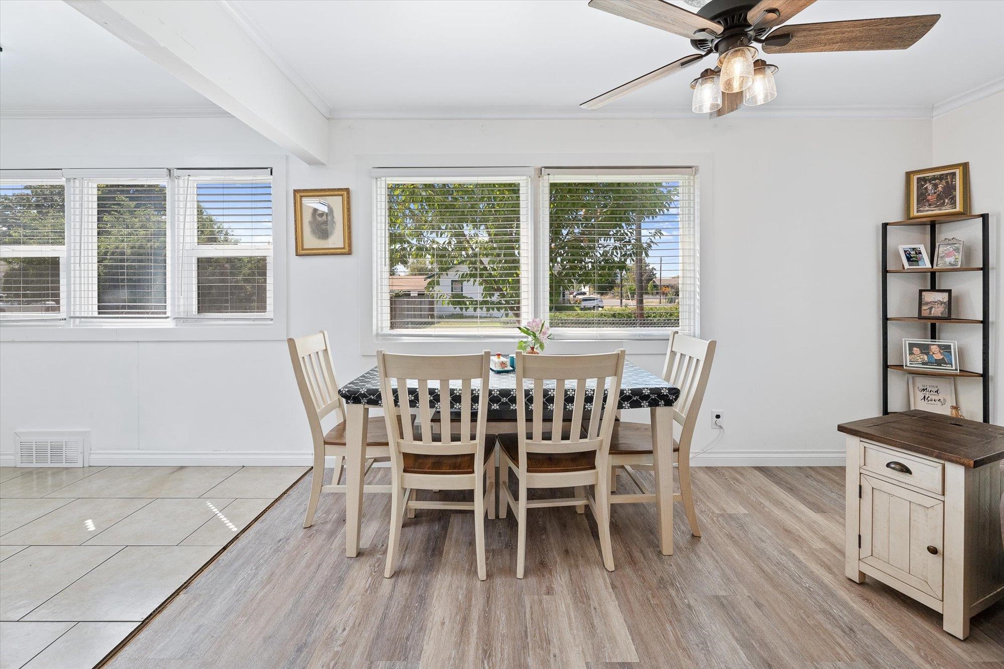2502 N ELLA Rd - Photo 7