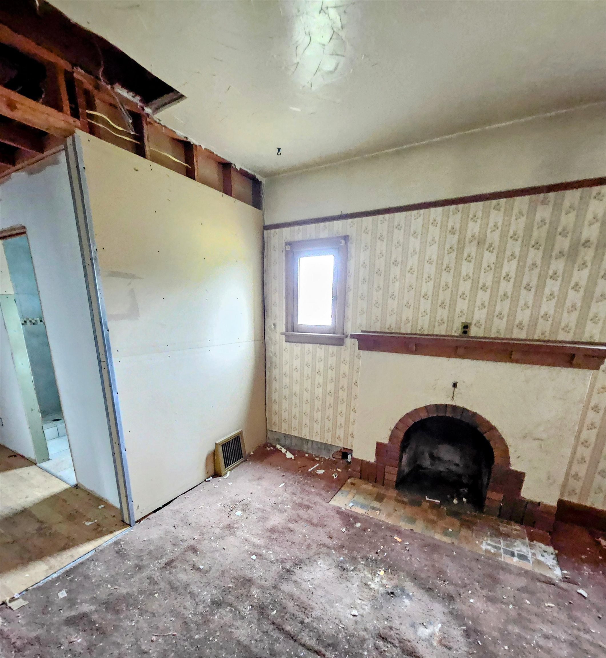 1221 E Indiana Ave - Photo 7