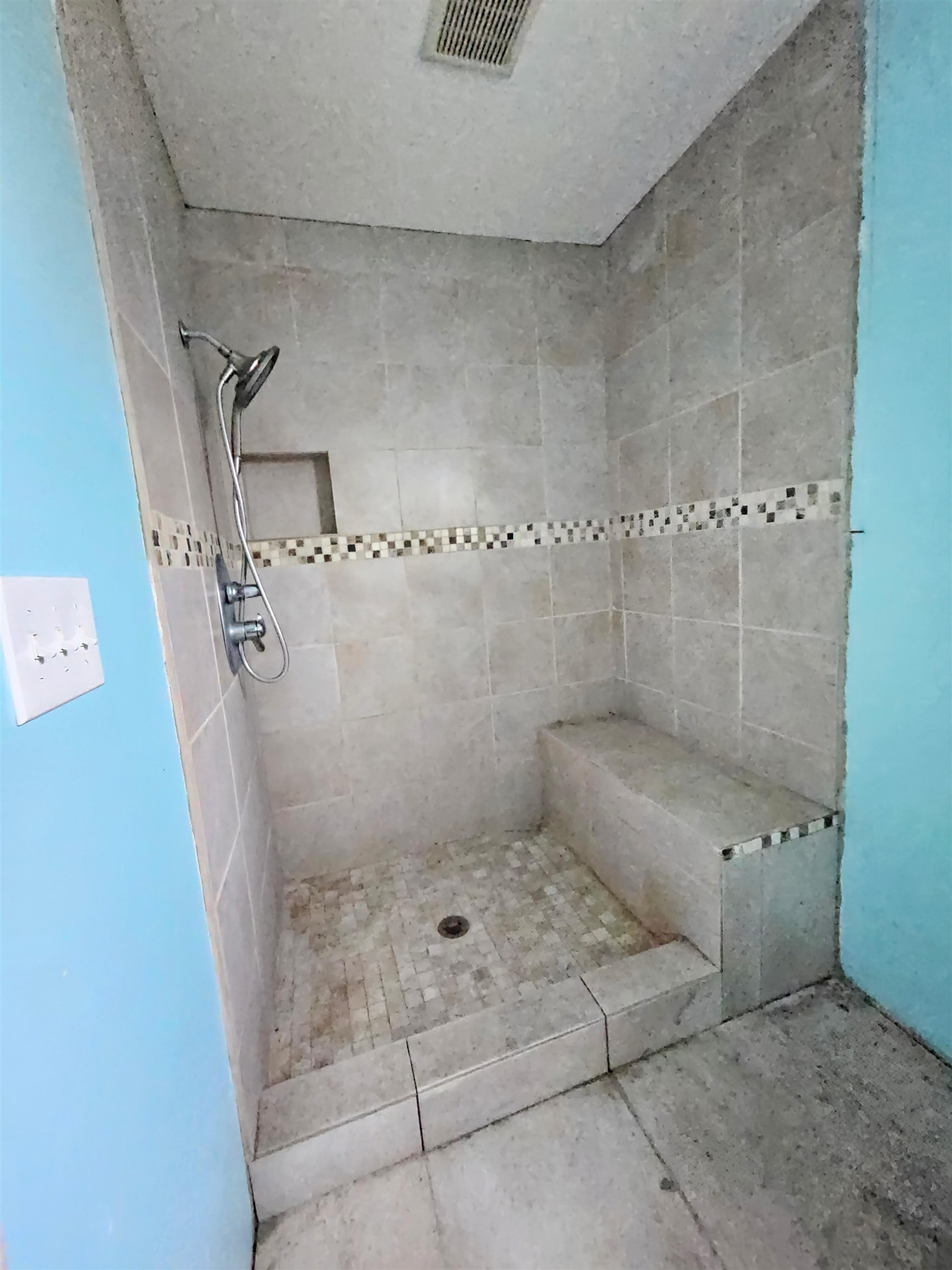 1221 E Indiana Ave - Photo 8