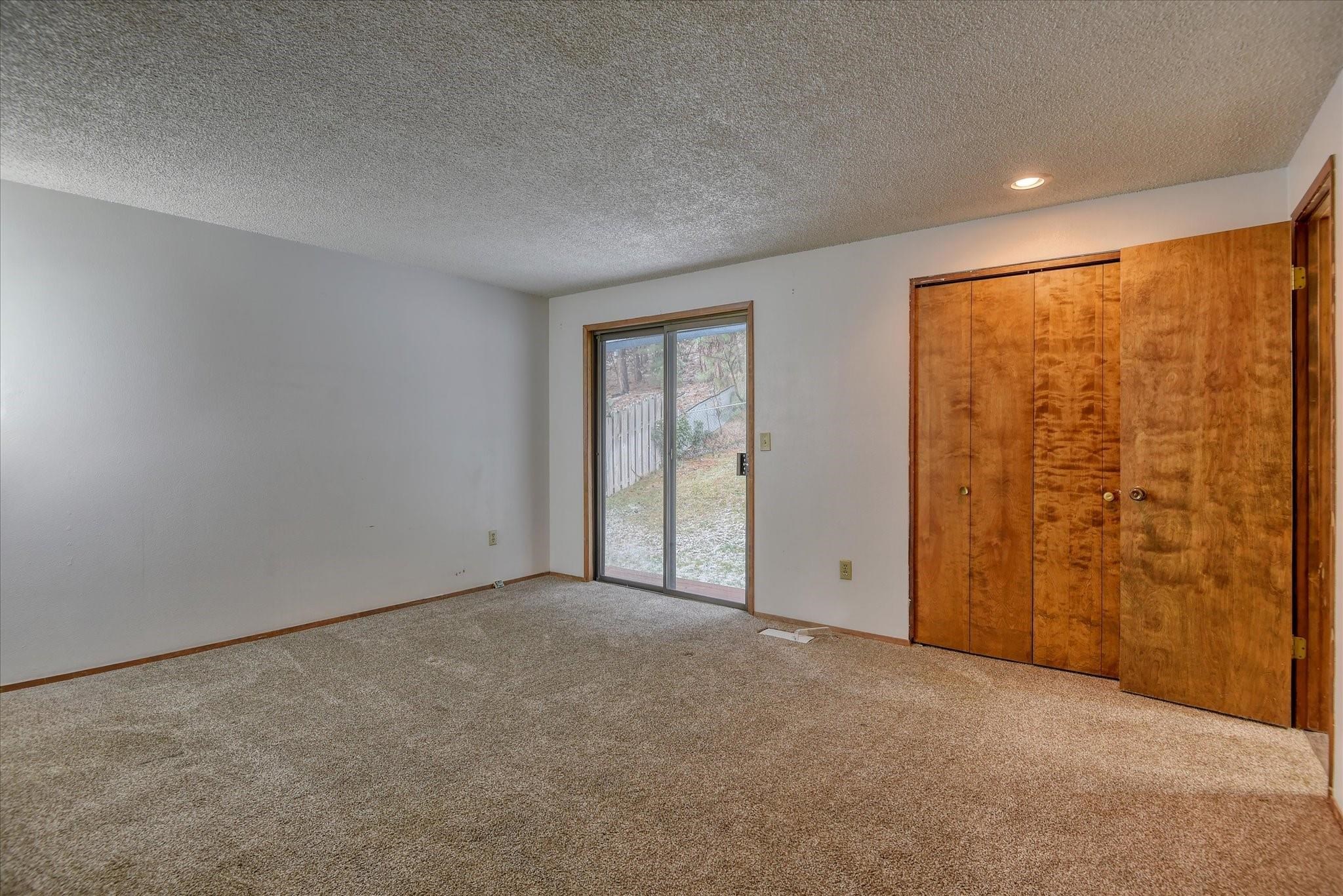 1715 S RIDGEMONT Dr - Photo 19