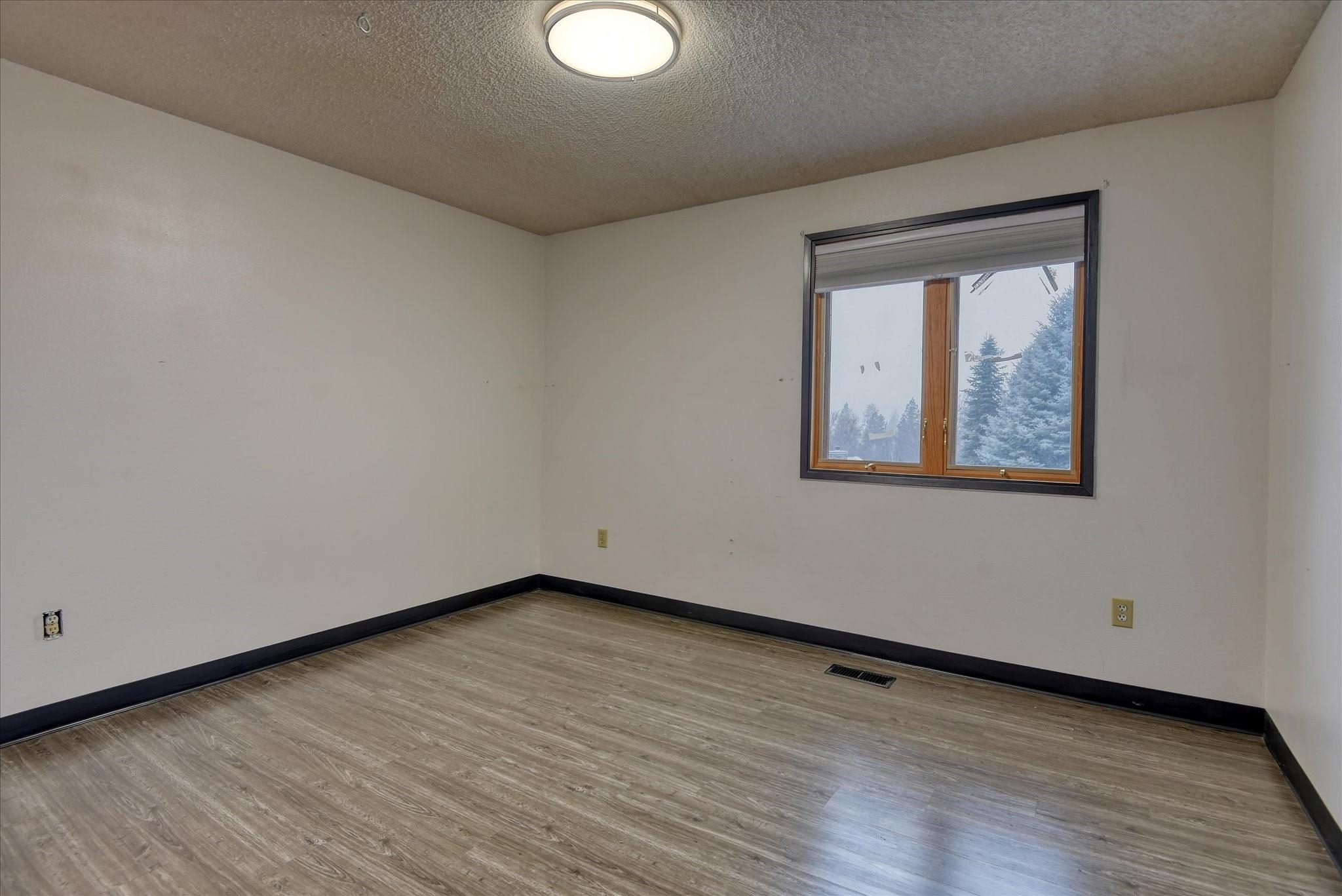 1715 S RIDGEMONT Dr - Photo 26