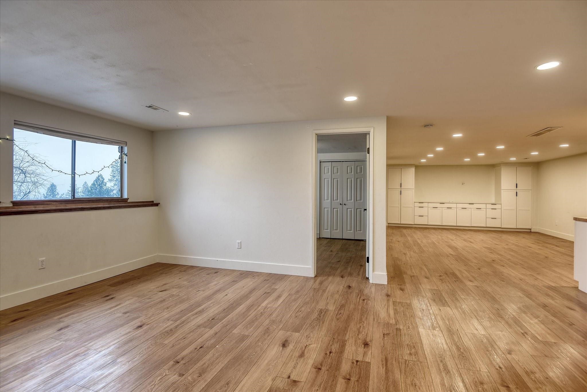 1715 S RIDGEMONT Dr - Photo 28