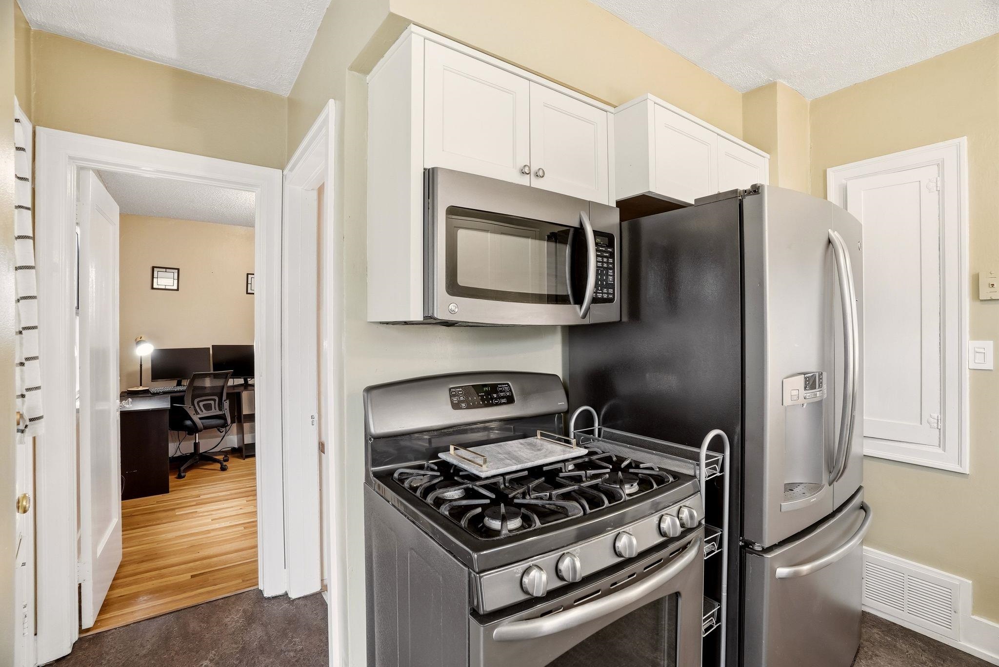 1105 W 23rd Ave - Photo 13