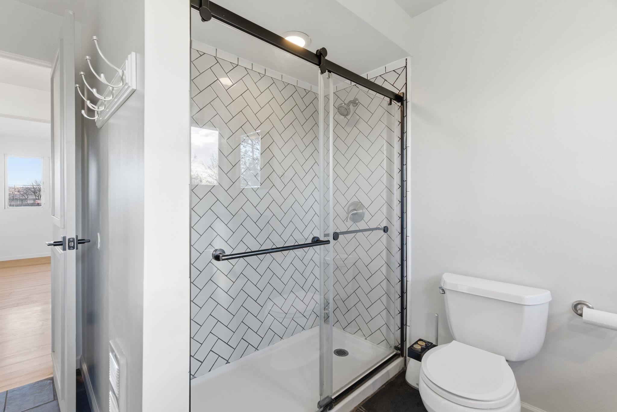 7808 E Broadway Ave - Photo 19