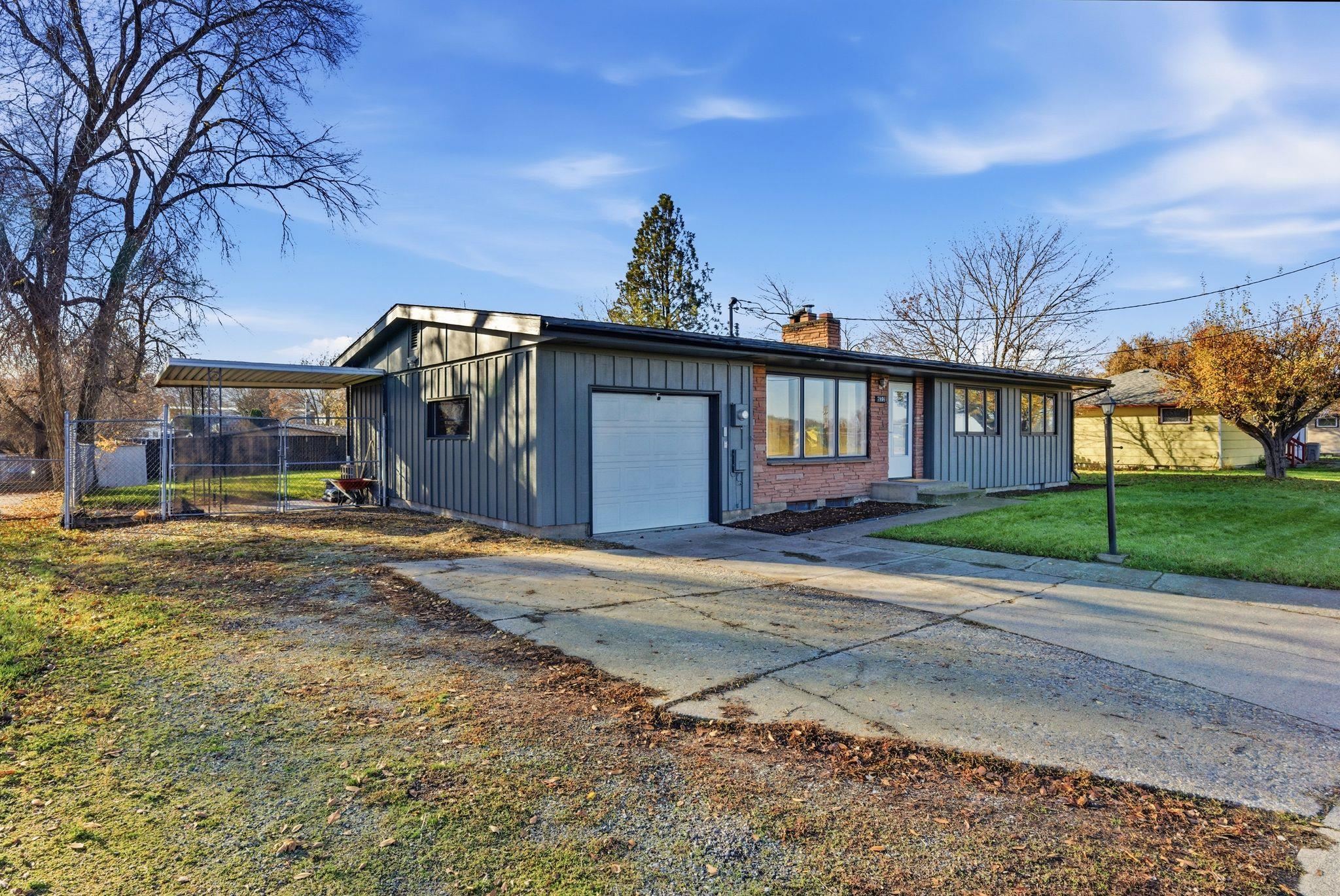 7808 E Broadway Ave - Photo 3