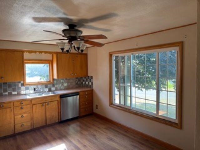 314 Marshall St - Photo 3