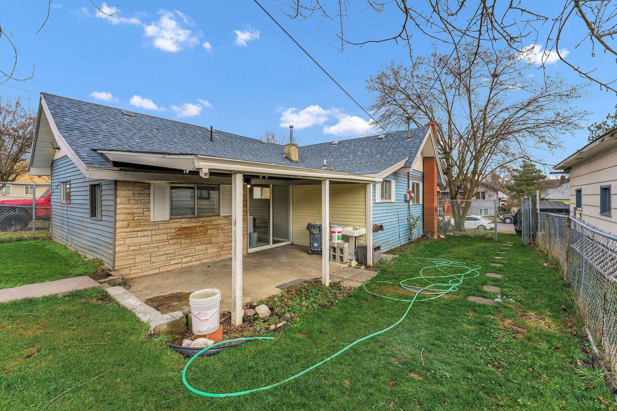 4823 N Lacey St - Photo 12