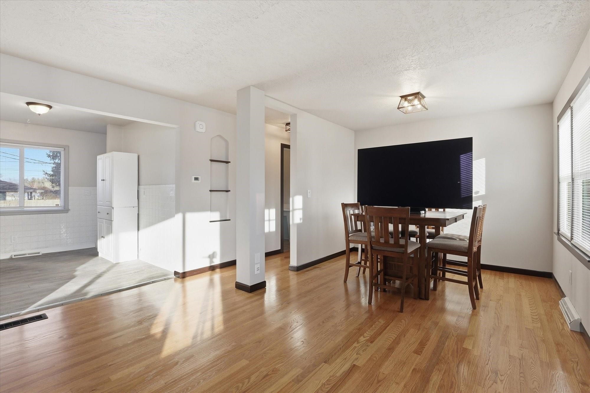 10811 E 7th Ave - Photo 6