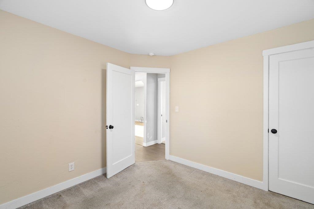 811 E Dalke Ave - Photo 16