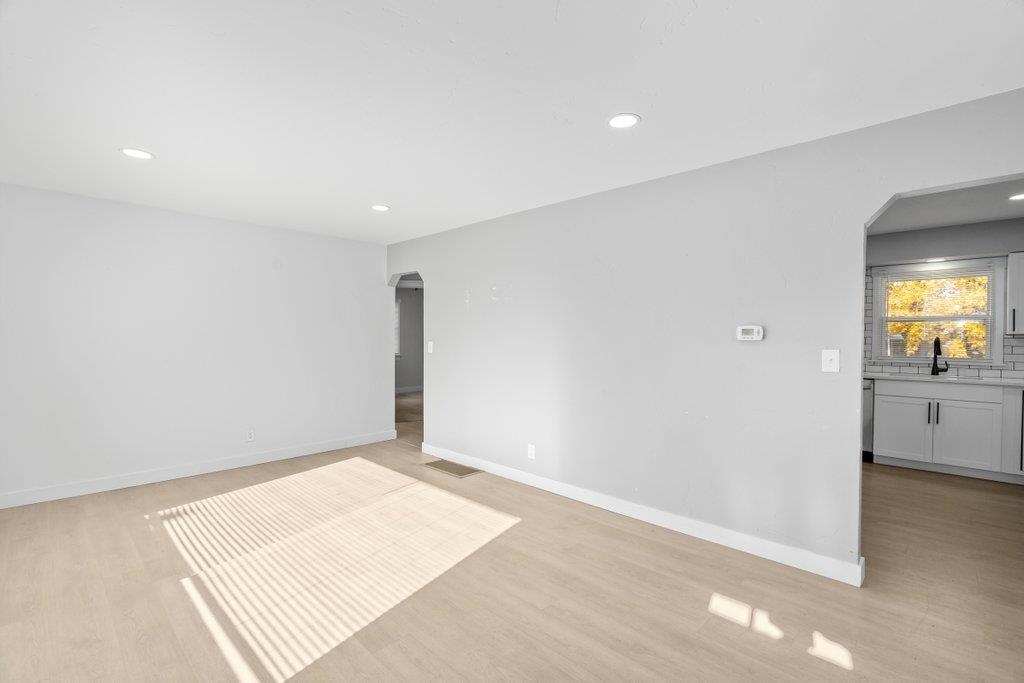 811 E Dalke Ave - Photo 8