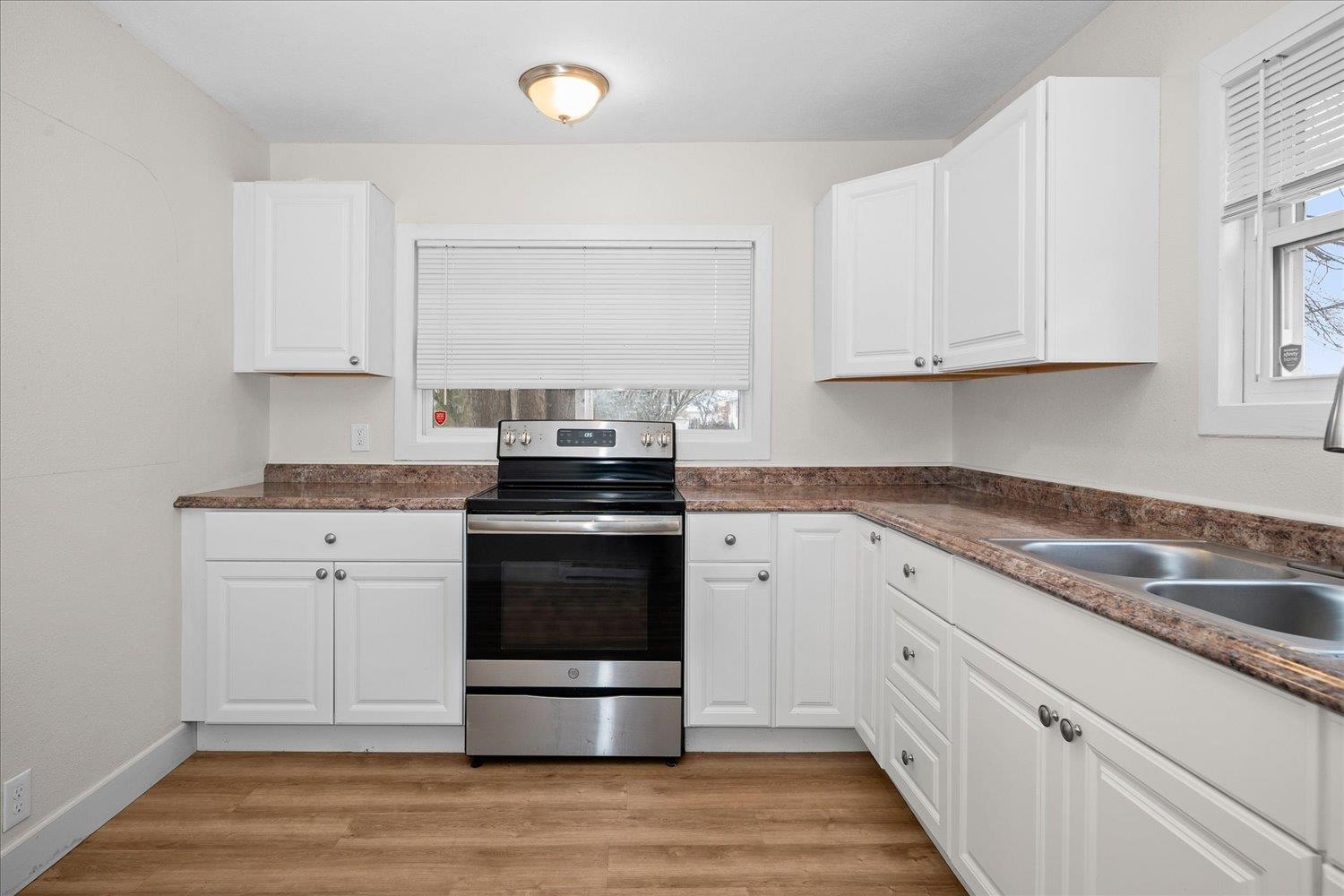 2507 N Morton St - Photo 12