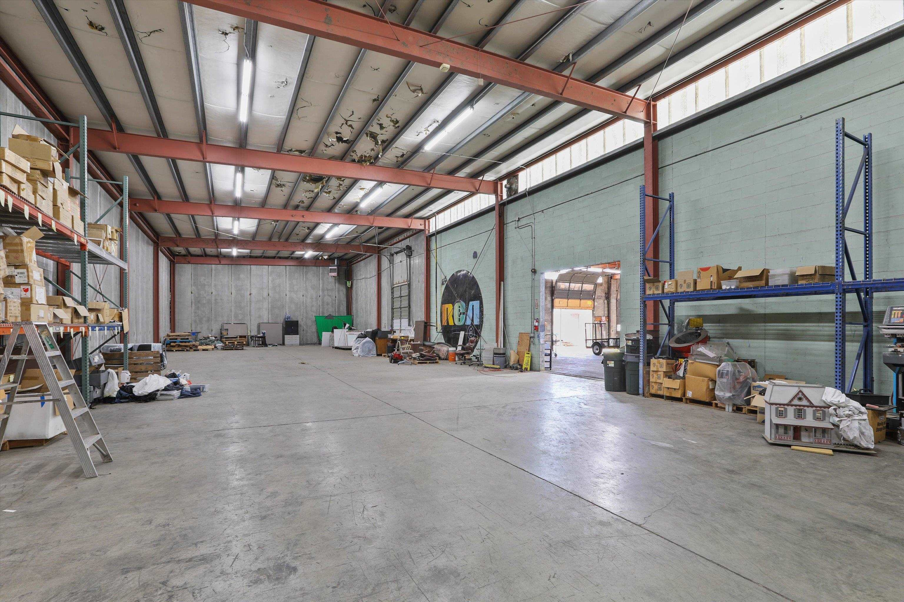 3303 E Ferry Ave - Photo 8