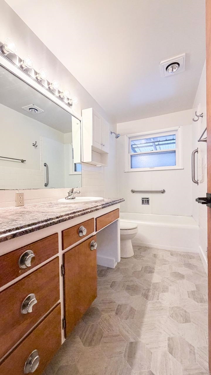 2211 W Wabash Ave - Photo 12
