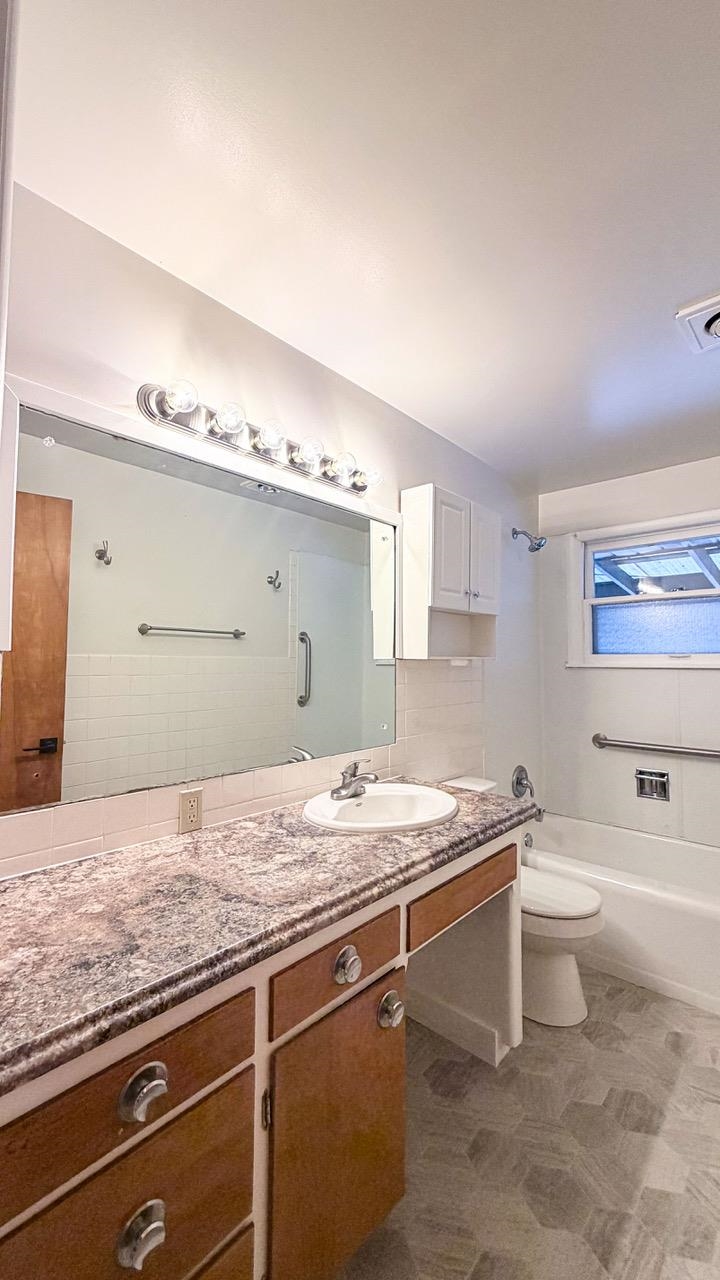 2211 W Wabash Ave - Photo 19