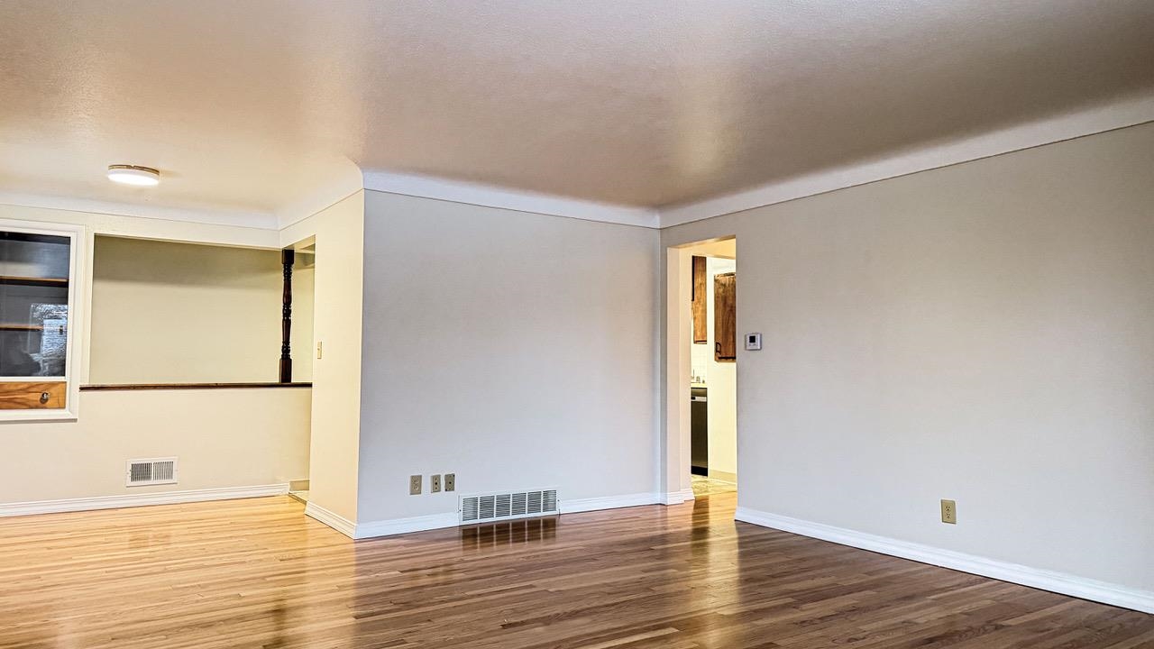 2211 W Wabash Ave - Photo 5