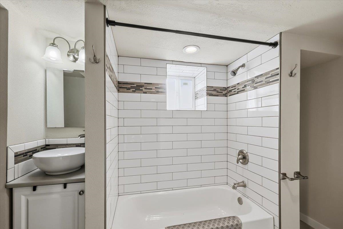 2023 W Cleveland Ave - Photo 15
