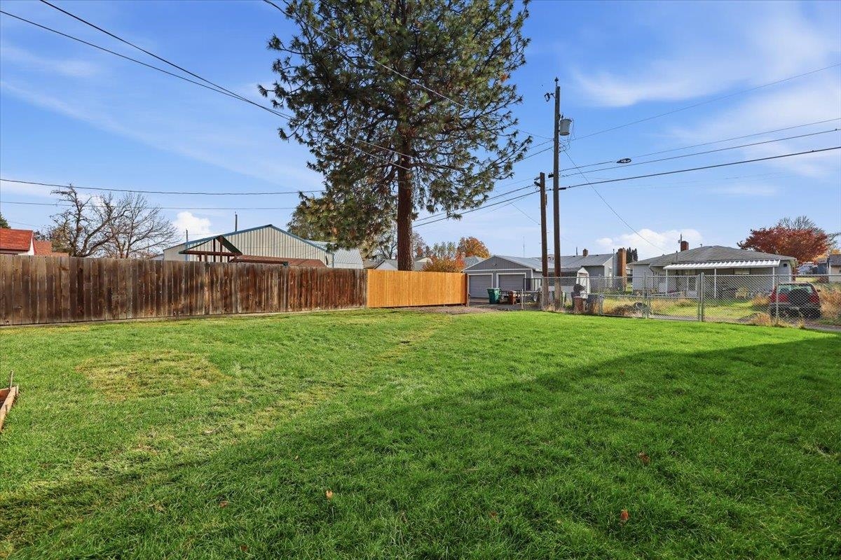 2023 W Cleveland Ave - Photo 19