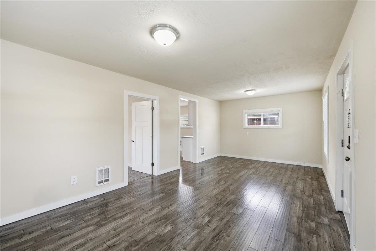 2023 W Cleveland Ave - Photo 4