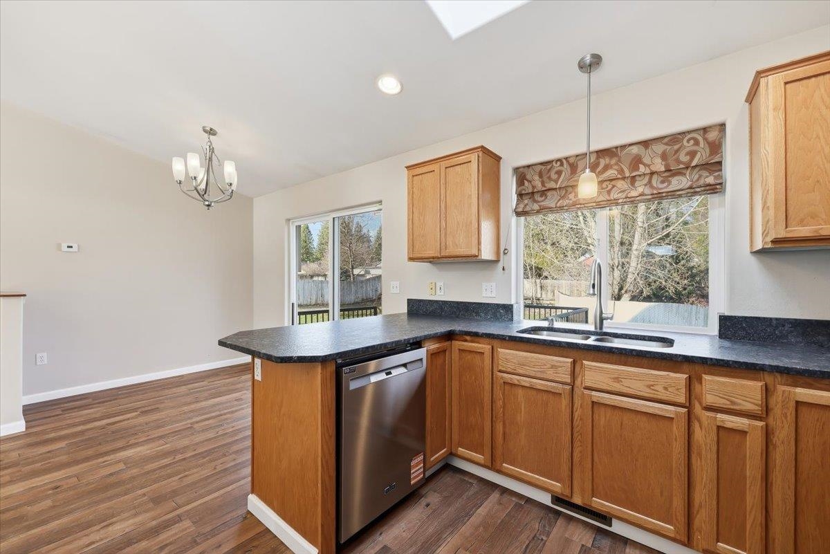 305 E Midway Rd - Photo 10