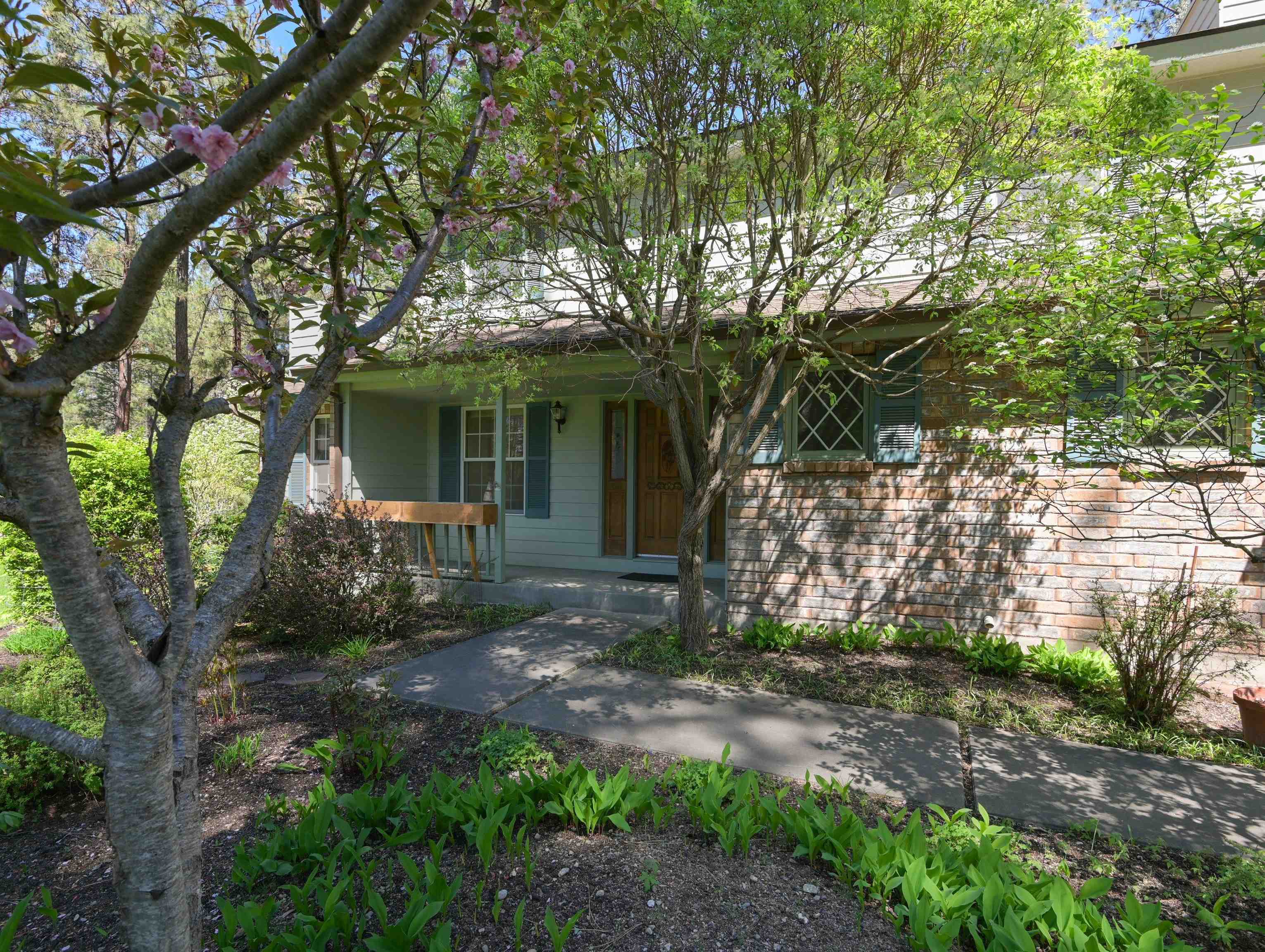 3611 E Pine Needle Ave - Photo 2