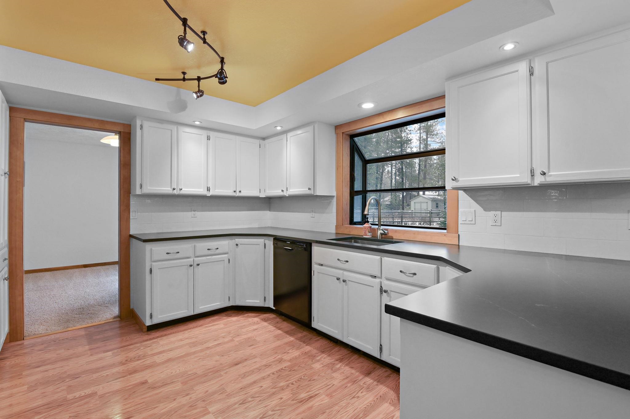 3611 E Pine Needle Ave - Photo 13