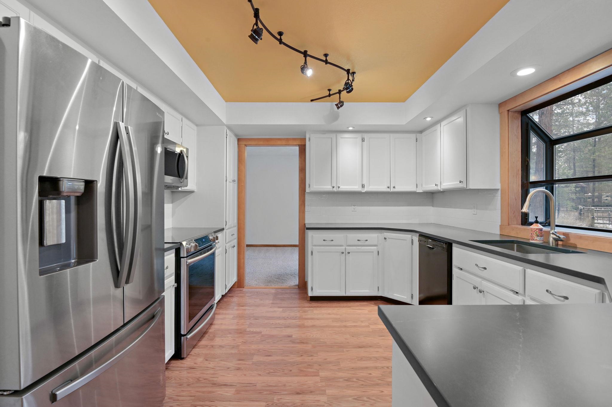 3611 E Pine Needle Ave - Photo 14