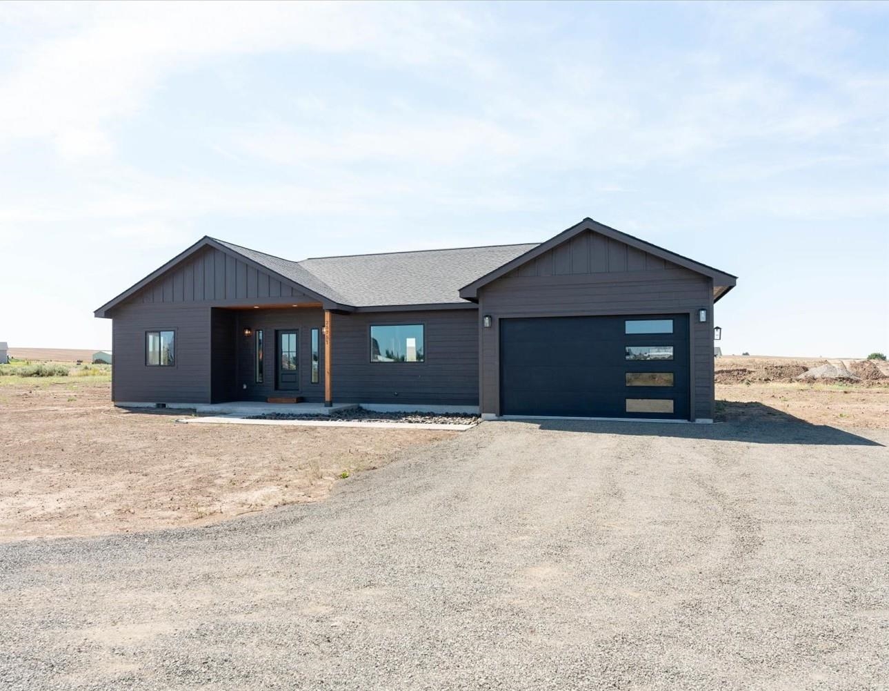 25751 Westfield Ln - Photo 1