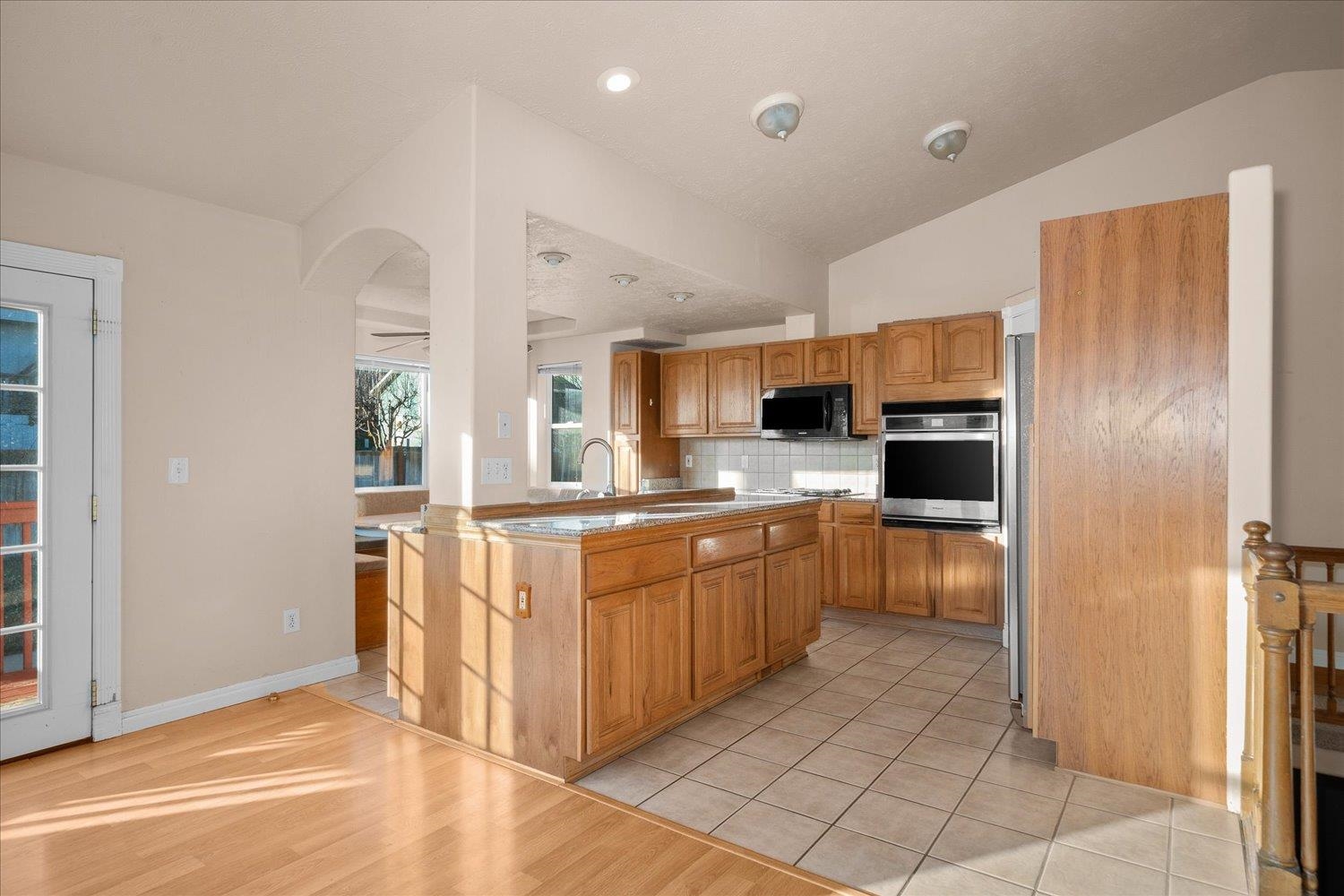 716 N 8th St - Photo 11