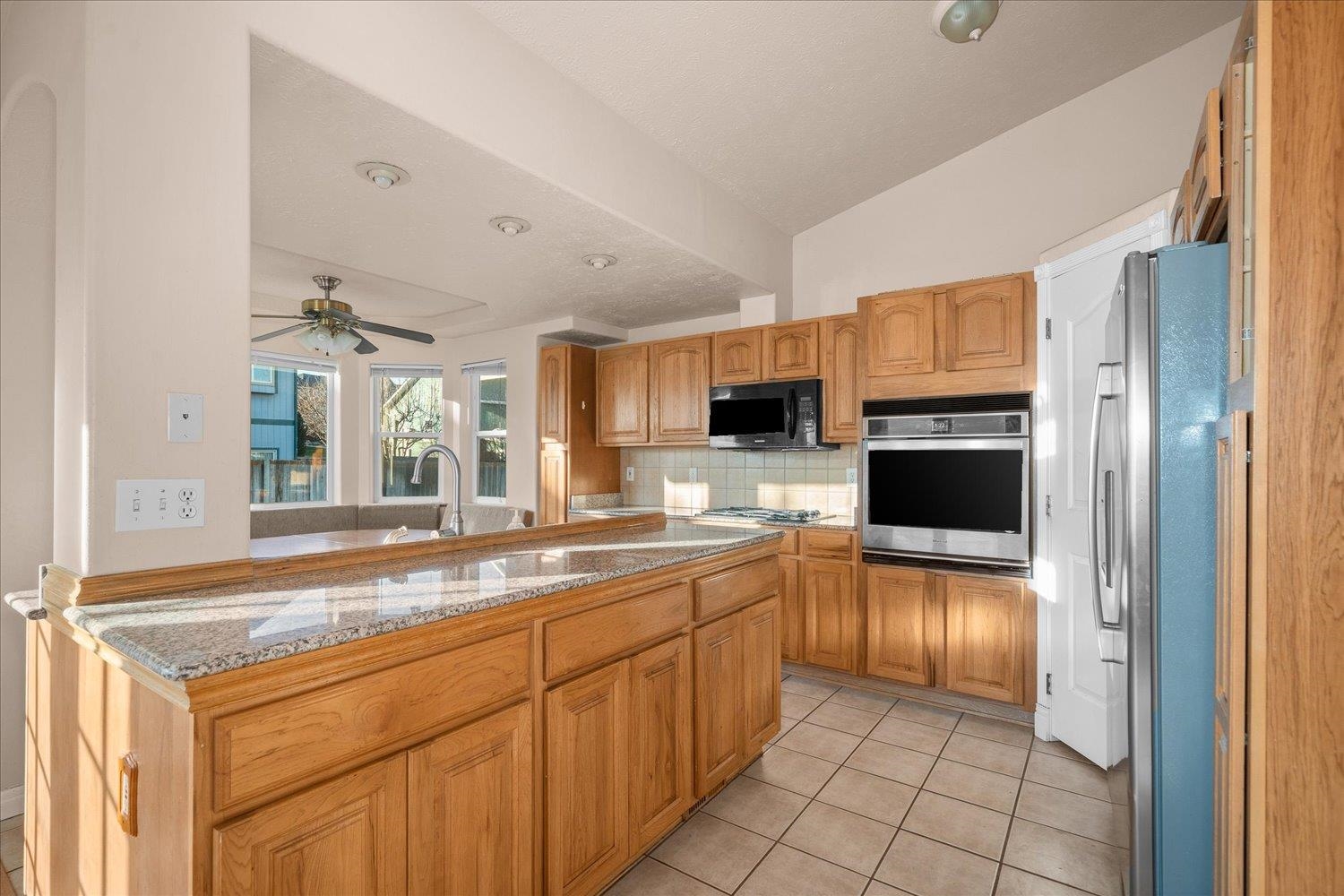 716 N 8th St - Photo 12
