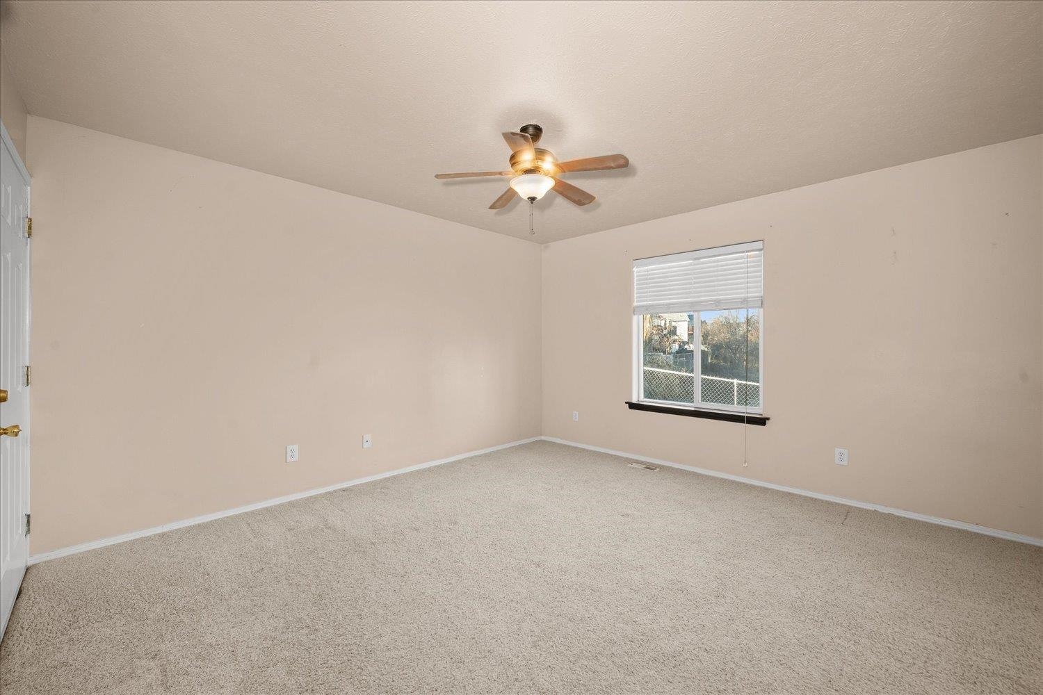 716 N 8th St - Photo 17