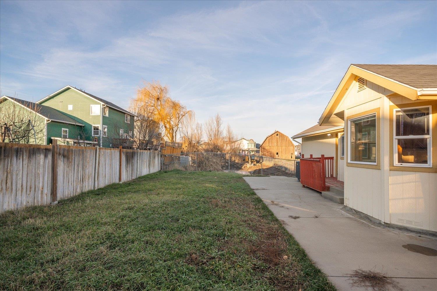 716 N 8th St - Photo 37