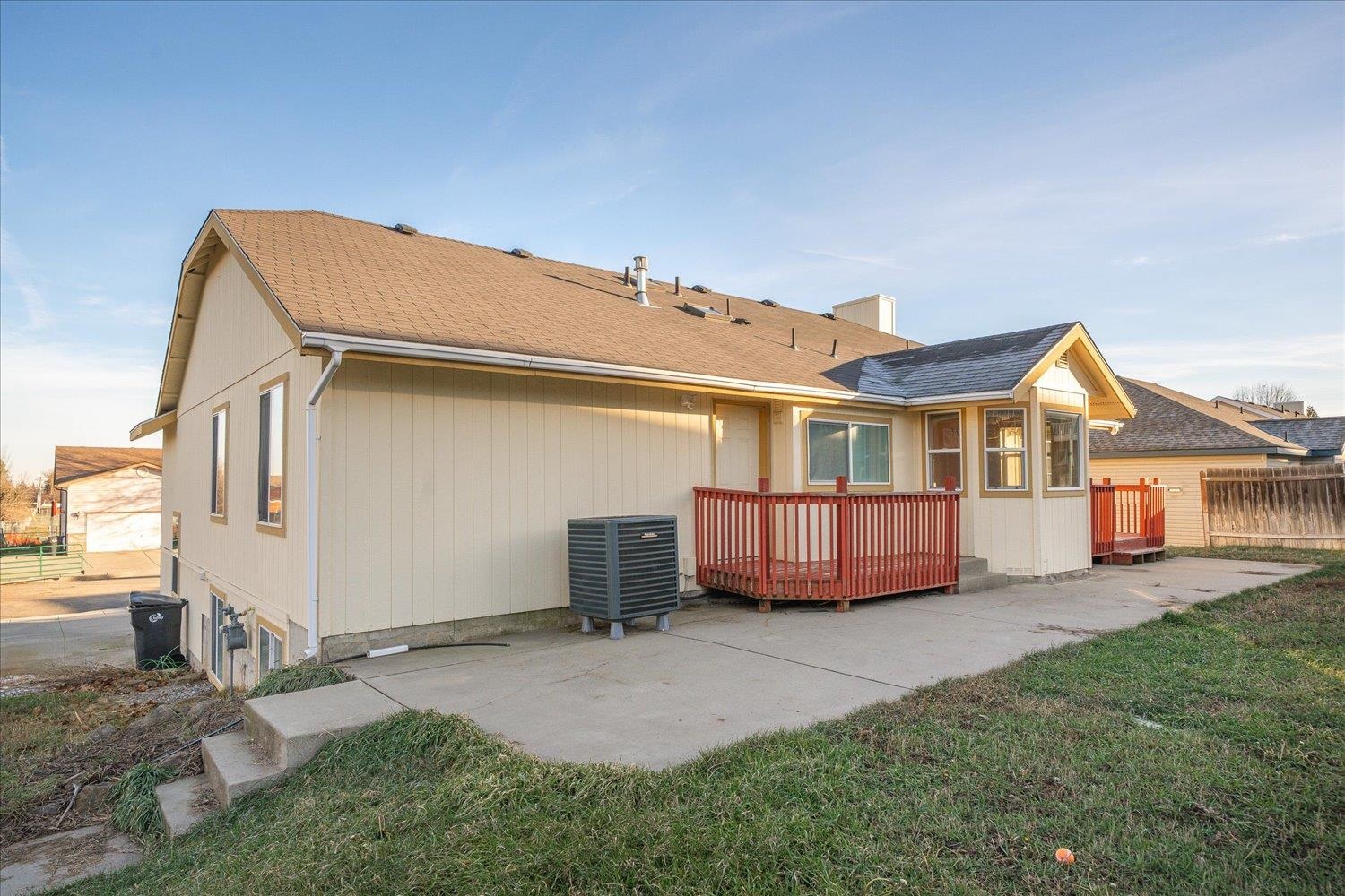 716 N 8th St - Photo 39