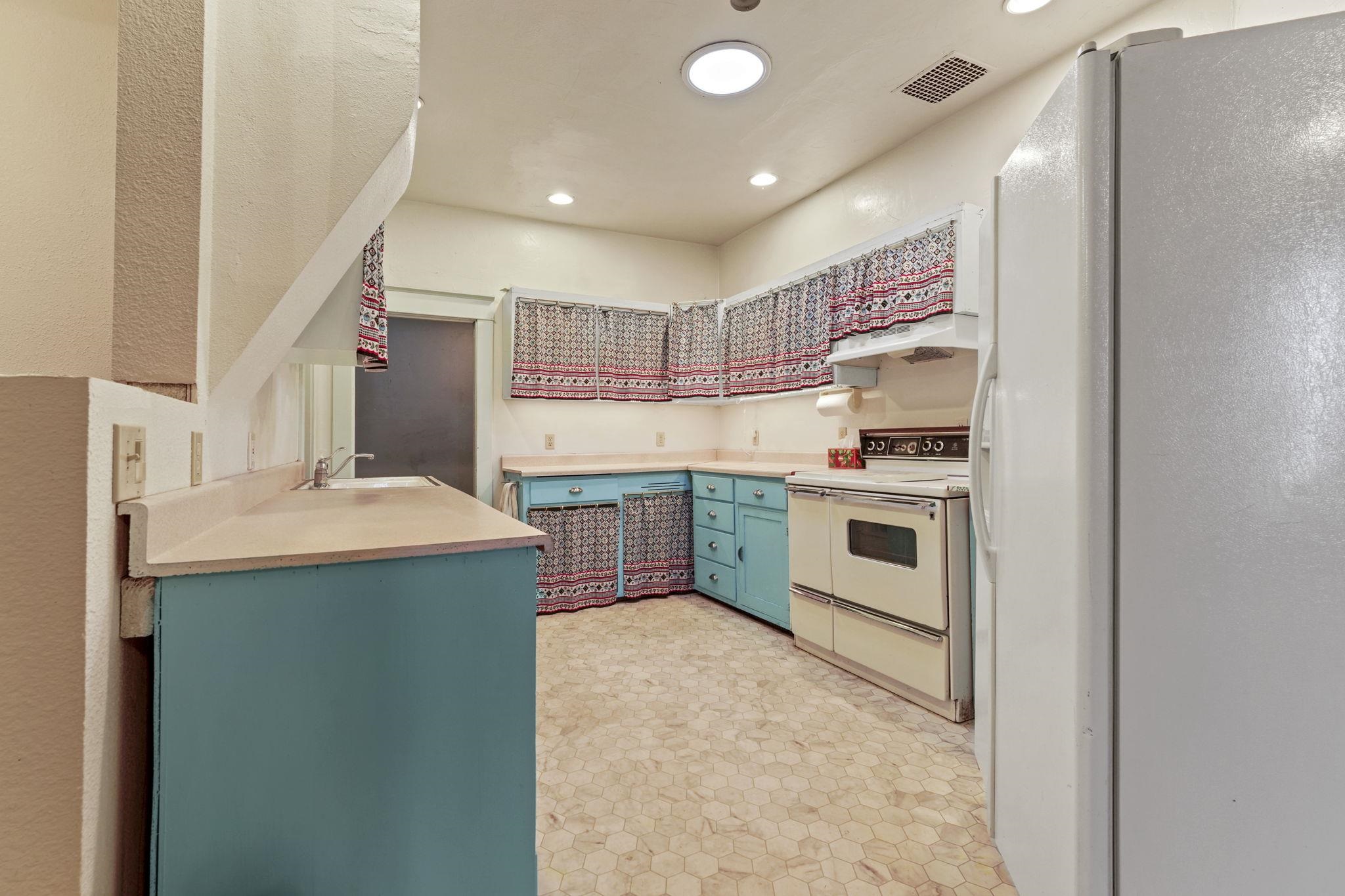 4920 N Market St - Photo 25