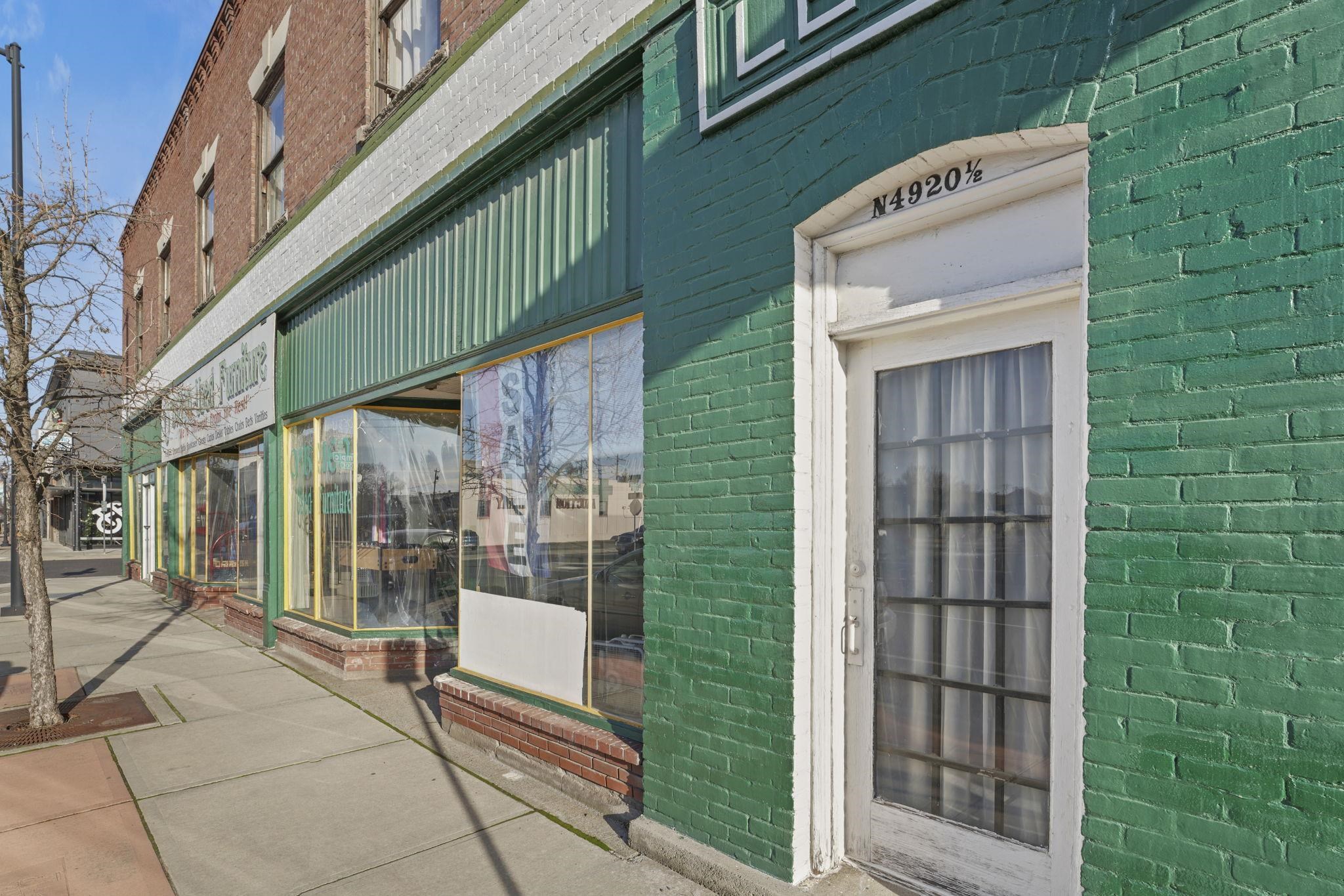 4920 N Market St - Photo 7