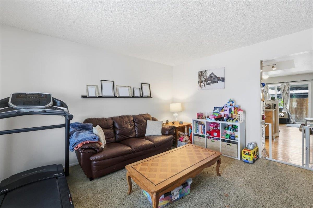 606 E 36th Ave - Photo 7