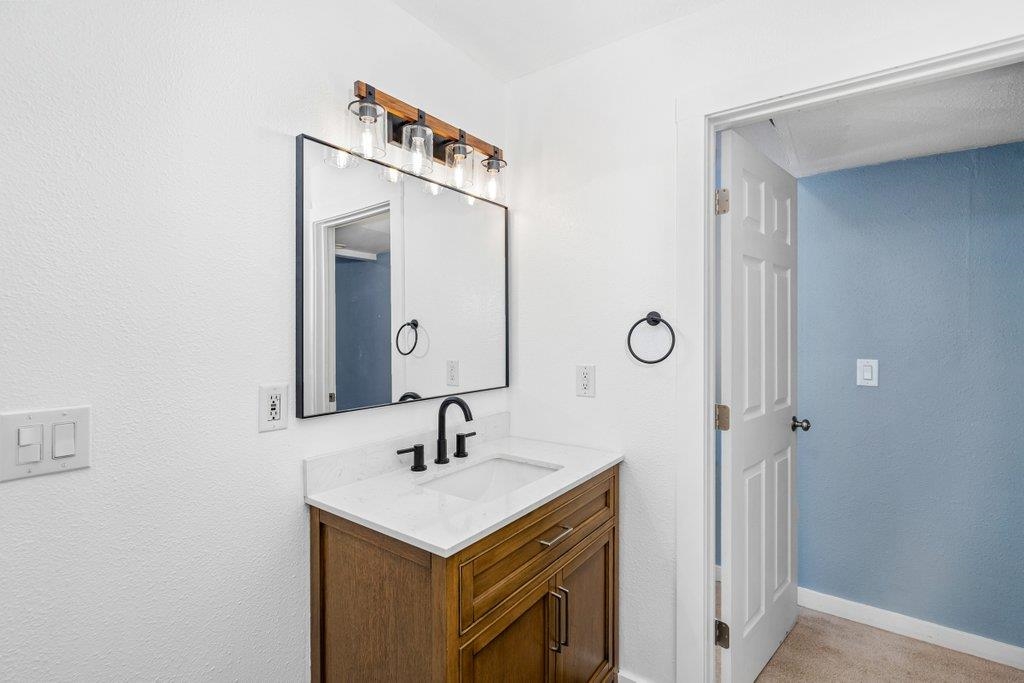 4603 Howard St - Photo 18