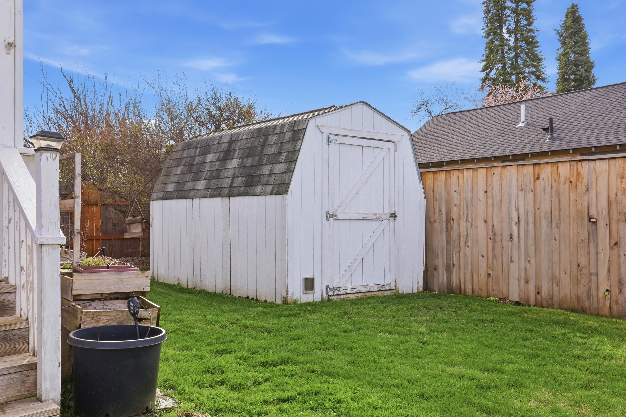 4603 Howard St - Photo 28