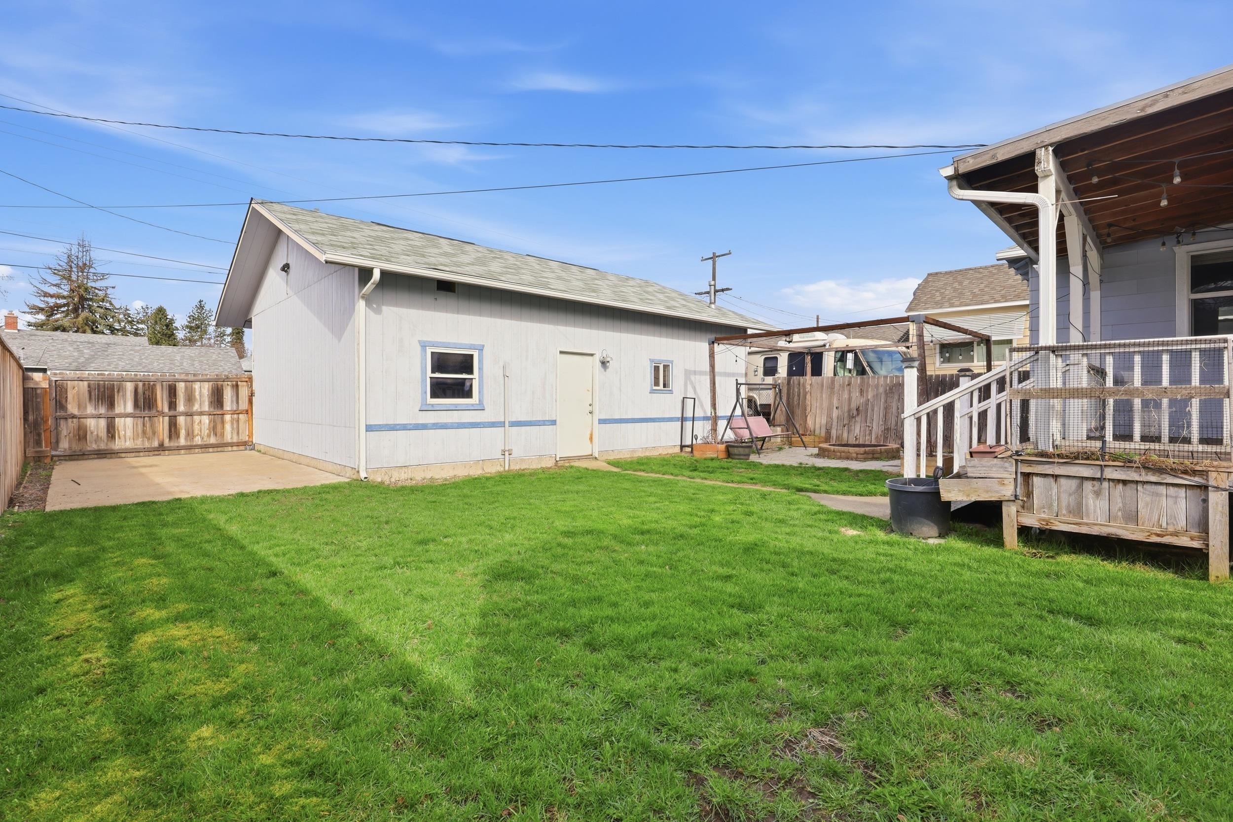 4603 Howard St - Photo 30