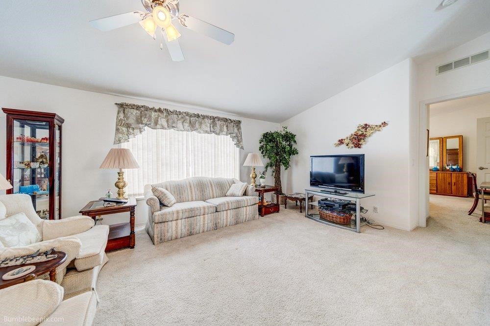 19316 E Augusta Ln - Photo 14