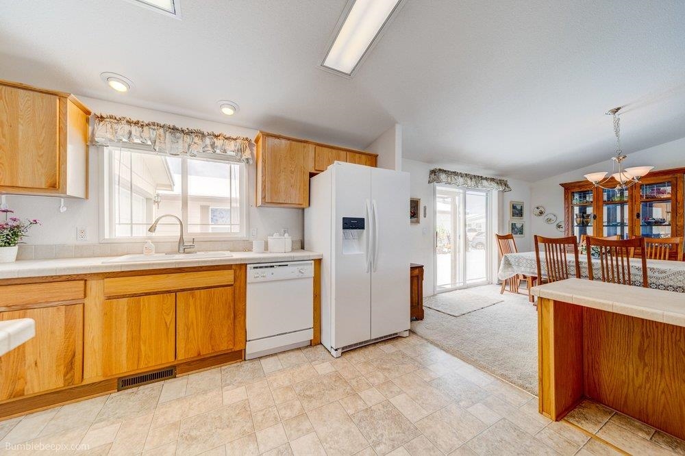 19316 E Augusta Ln - Photo 8