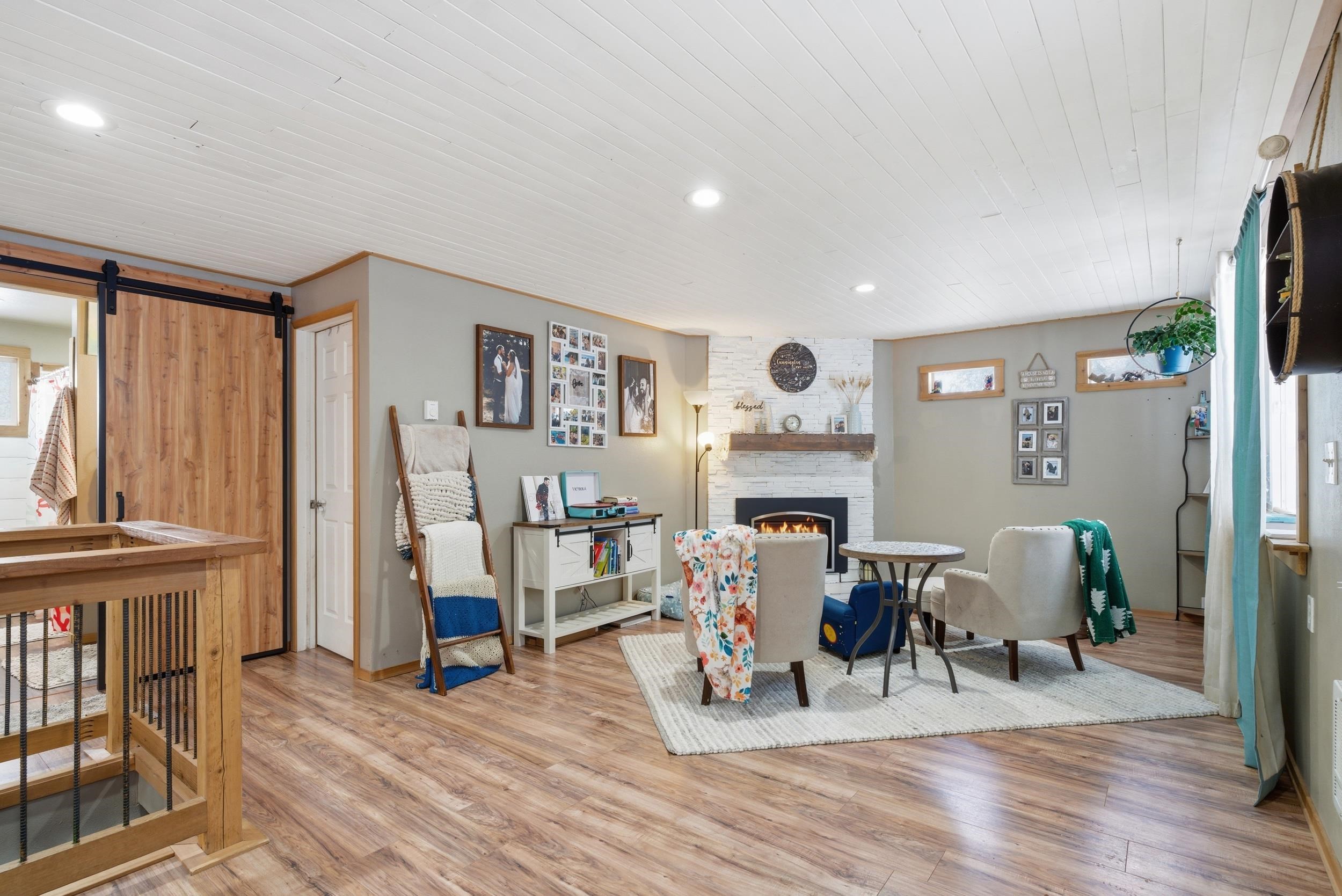 7009 N Robin Rd - Photo 3