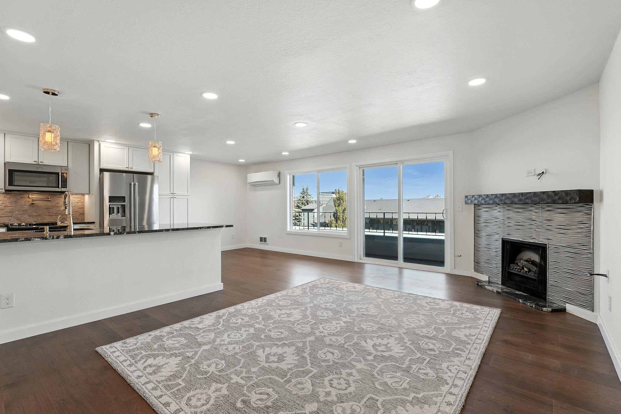 214 W 6th Ave - Photo 11